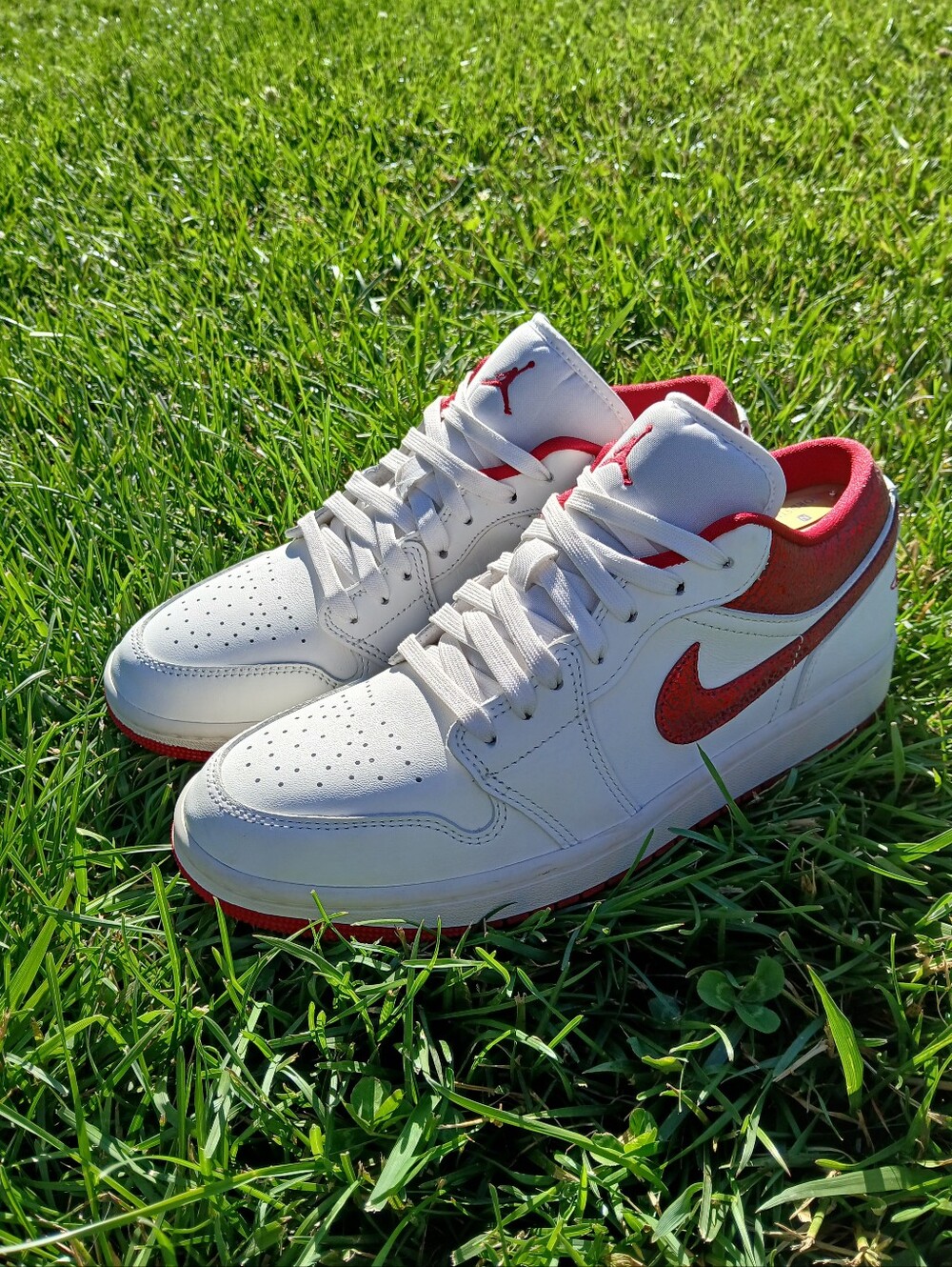 Jordan 1 Low SE Streetwear/Lifestyle Athletic Shoes Size 9 Men/10.5 Women